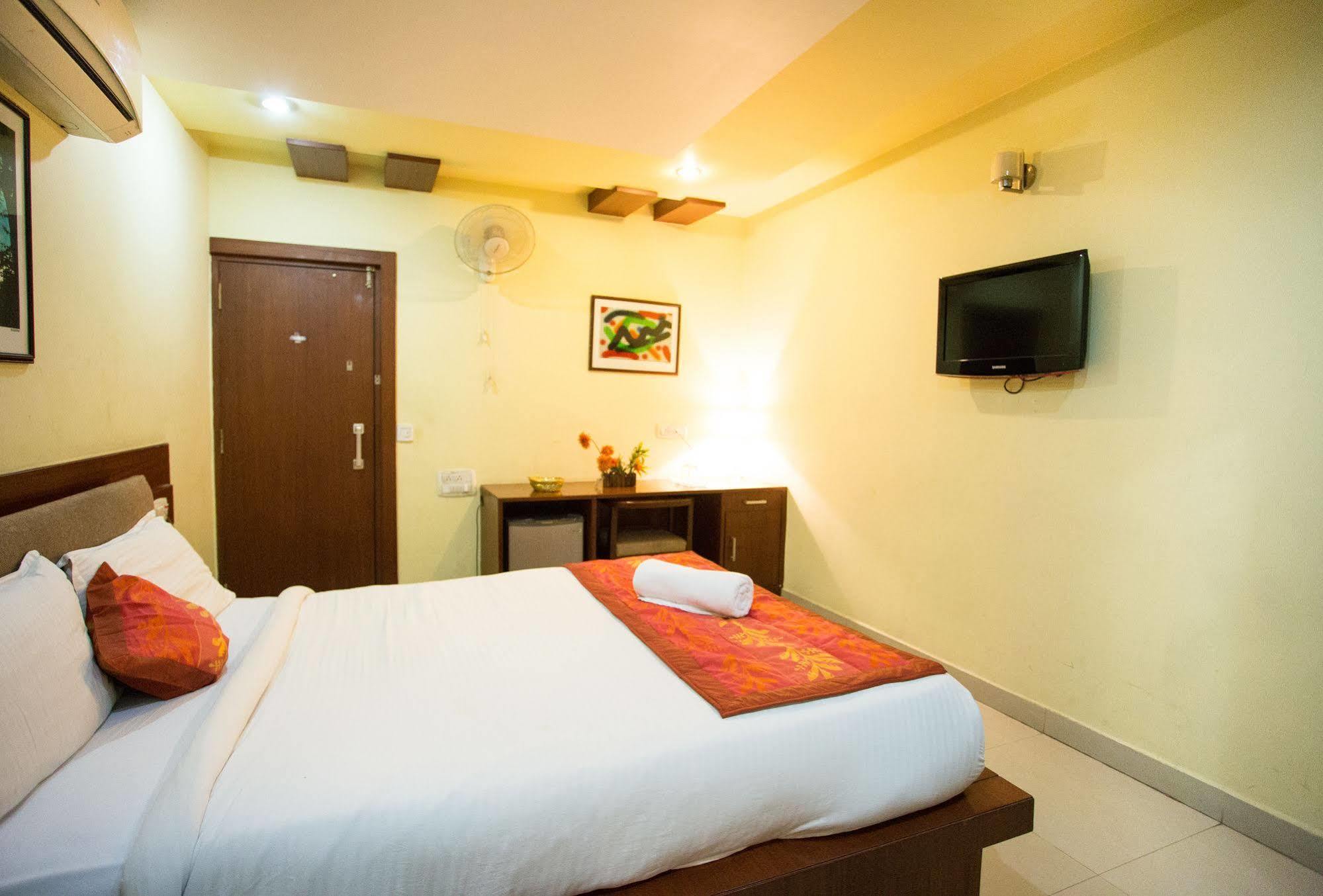 Namo Suites Hyderabad Ngoại thất bức ảnh