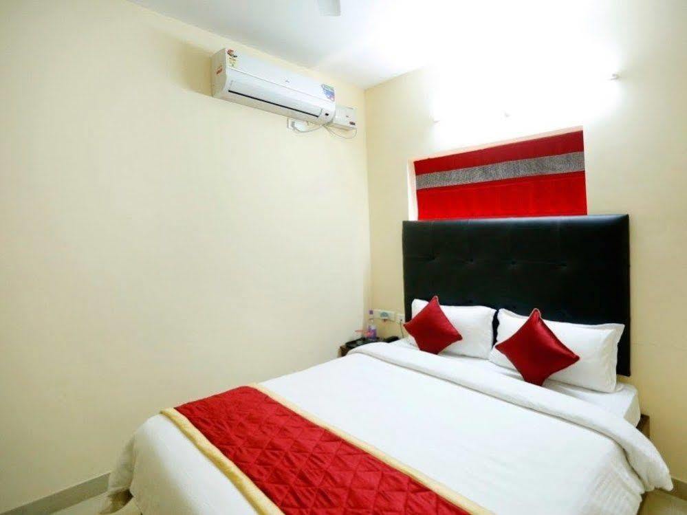 Namo Suites Hyderabad Ngoại thất bức ảnh